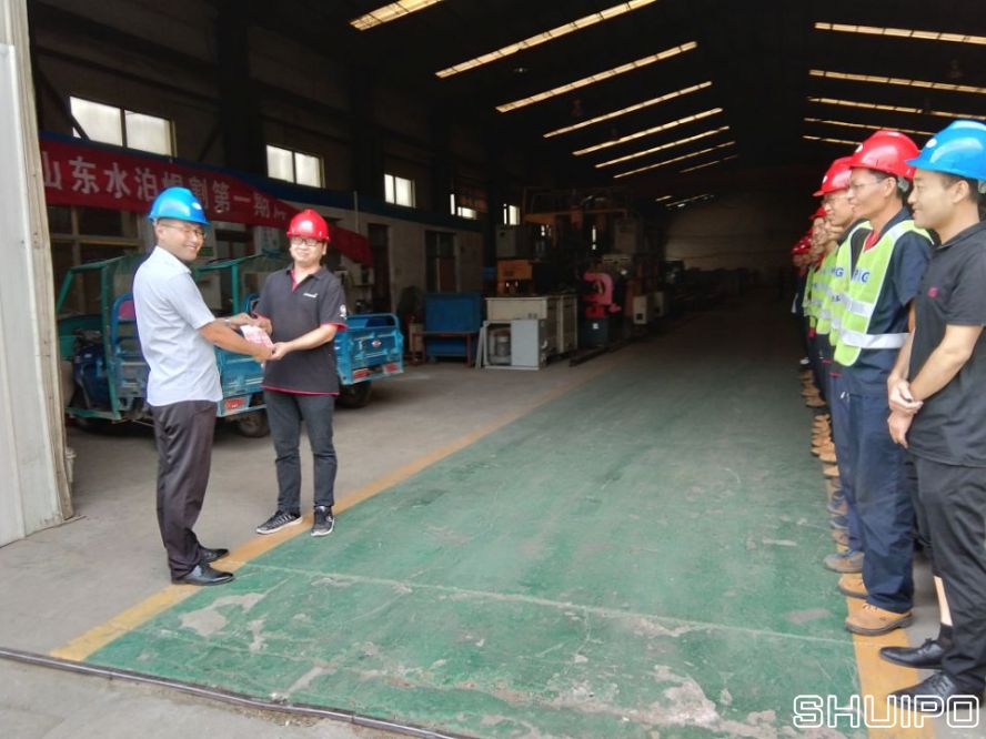 后服務部孫長磊，在ABB機器人培訓考試中榮獲第一名